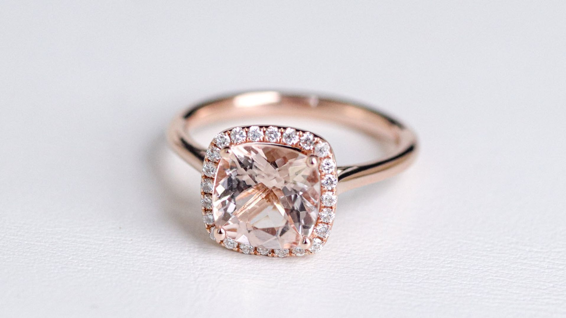 14K リング　石とれ箇所あり 14K リング石とれ箇所あり